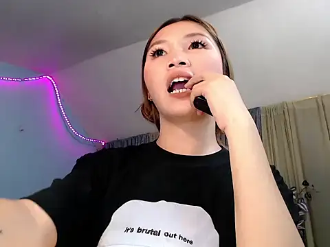 ursexy allison69 online show from 10-05-25, 02:52