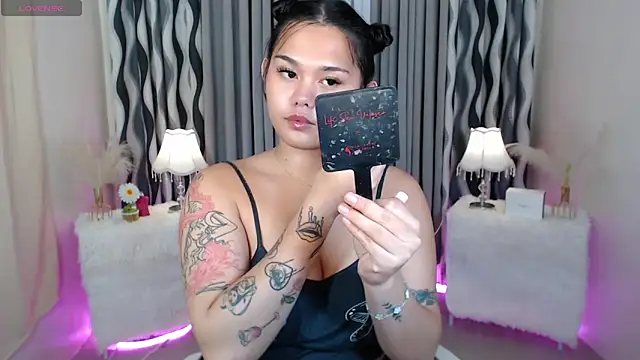 Snapshot of Ella_Fantasiax chatting on 09-30-25, 02:23 Ella Fantasiax online show from 09-30-25, 02:23