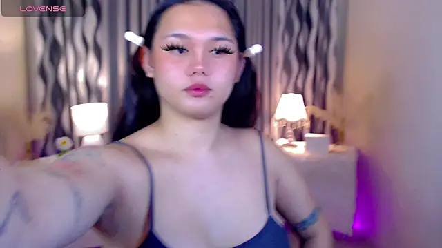 Snapshot of Ella_Fantasiax chatting on 10-18-25, 05:59 Ella Fantasiax online show from 10-18-25, 05:59