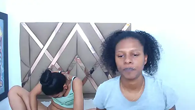 lizeth keilyn online show from 05-07-26, 02:53