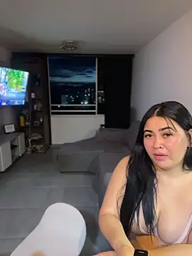 daniela henao online show from 06-19-26, 11:42