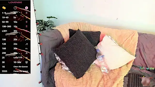 abigail luna online show from 11-11-25, 07:19