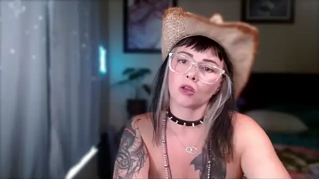 MarlaFknSinger online show from 05-16-26, 11:15
