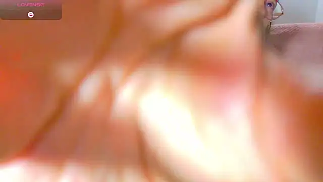 isabelle adj online show from 06-14-26, 05:52