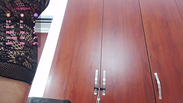 Snapshot of hornywife_ chatting on 09-30-25, 07:31 hornywife online show from 09-30-25, 07:31