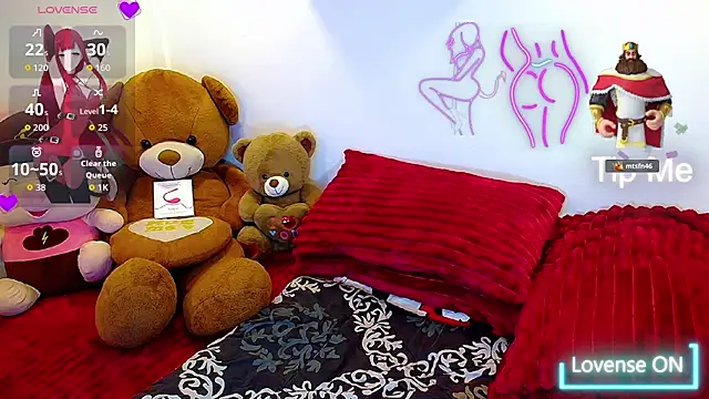 TR4NSCUTI3 online show from 02-16-26, 07:40