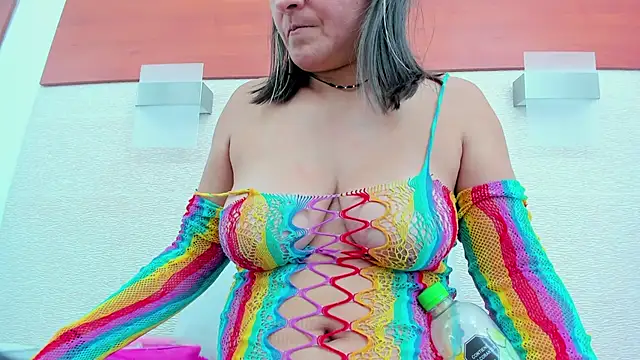 allice green online show from 11-06-25, 02:37