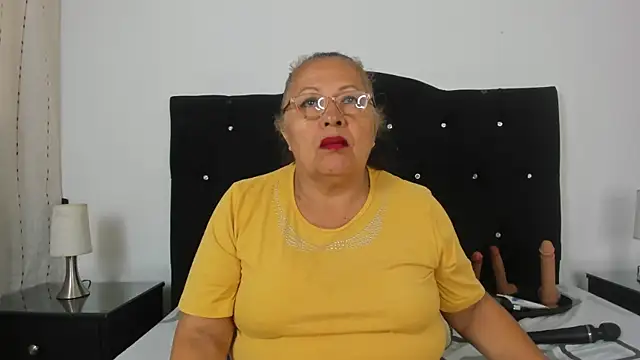 Keira Lennox online show from 11-15-25, 11:36