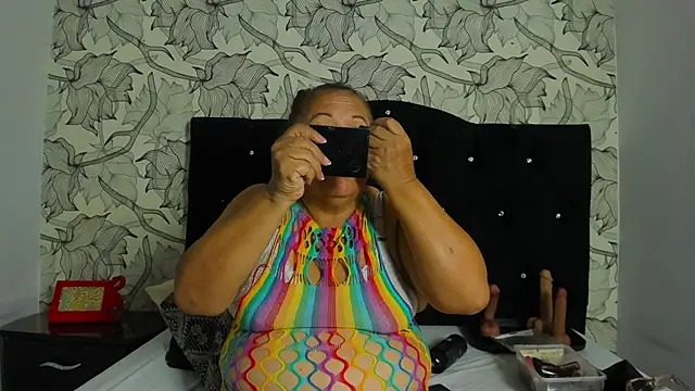 Keira Lennox online show from 12-05-25, 11:42