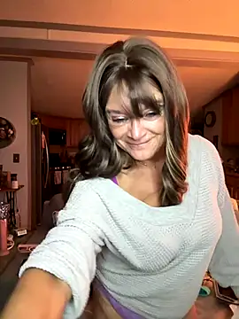 cowgirlc online show from 11-07-25, 03:11