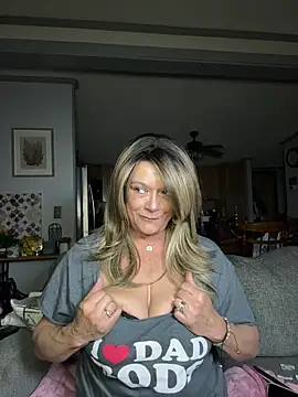 cowgirlc online show from 03-25-26, 02:33