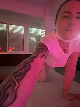 EmaSalis online show from 02-19-26, 07:49