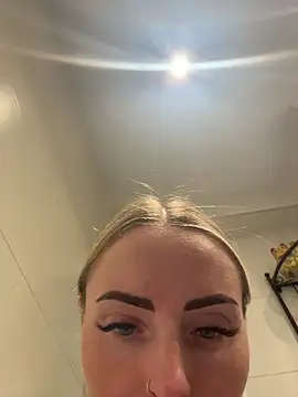 EmaSalis online show from 01-17-26, 09:51