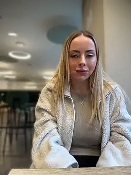 EmaSalis online show from 04-13-26, 07:23