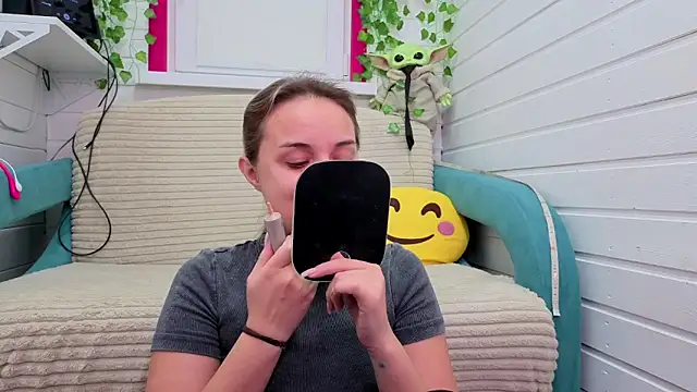 Misss Vikk online show from 11-09-25, 05:55