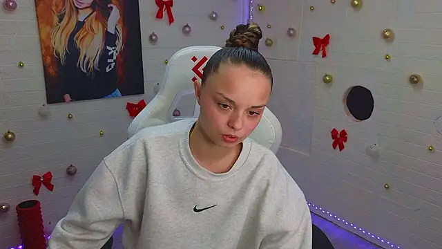 Misss Vikk online show from 03-07-26, 04:56