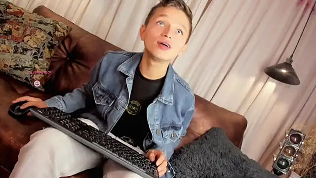 Tim wolf online show from 12-15-25, 11:10