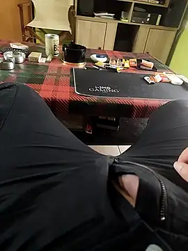 NickTheGreek99 online show from 01-28-25, 08:47