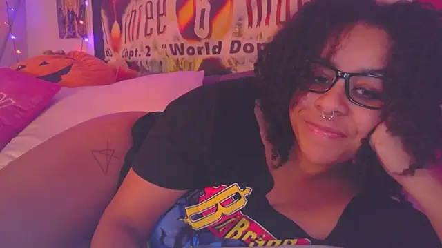 Snapshot of N1NT3NDH03 chatting on 01-28-25, 06:16 N1NT3NDH03 online show from 01-28-25, 06:16