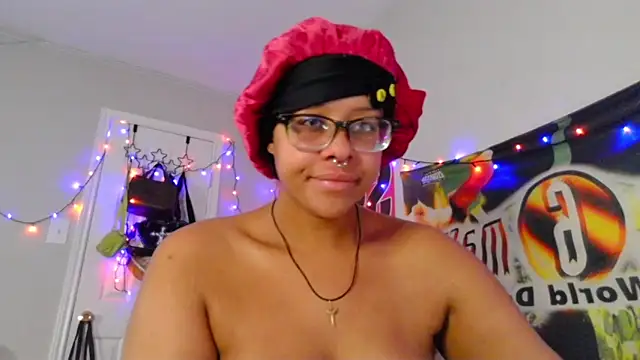 Snapshot of N1NT3NDH03 chatting on 10-03-25, 10:17 N1NT3NDH03 online show from 10-03-25, 10:17