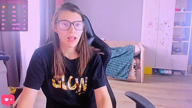 MollyLollipop online show from 03-10-26, 05:44