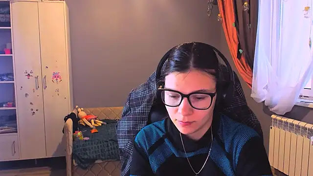 MollyLollipop online show from 12-02-25, 02:56