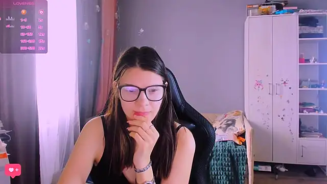 MollyLollipop online show from 03-06-26, 05:13