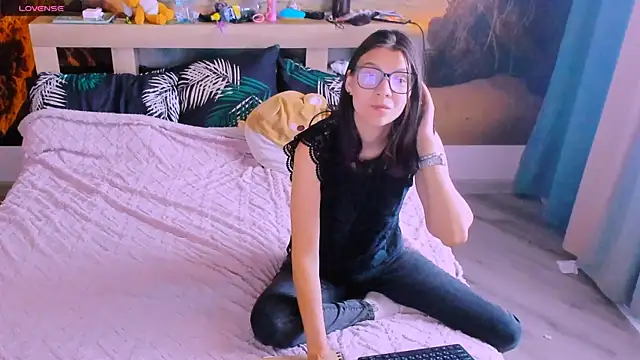MollyLollipop online show from 07-02-26, 03:07