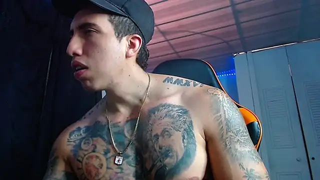 Adam Hudsond online show from 11-10-25, 01:49