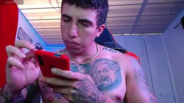 Adam Hudsond online show from 03-18-25, 01:34