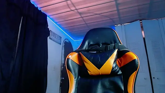 Adam Hudsond online show from 10-22-25, 02:27