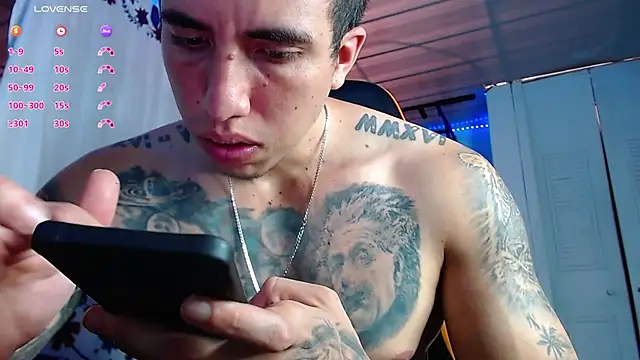 Adam Hudsond online show from 03-10-26, 01:59