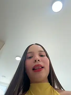 MiaJacksonn online show from 06-24-26, 05:33