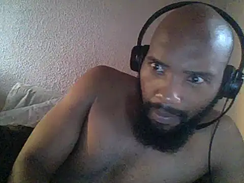 KAYBEEDEFREAK online show from 02-05-25, 04:03