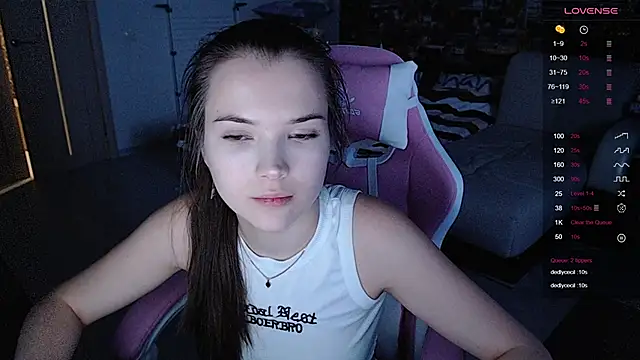 Snapshot of Eva_Davie chatting on 02-25-25, 03:42 Eva Davie online show from 02-25-25, 03:42