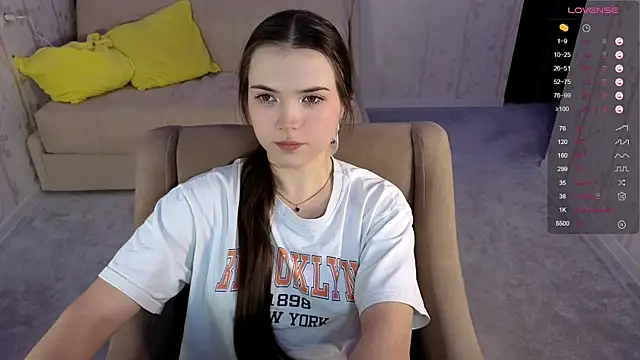 Eva Davie online show from 11-09-25, 02:54