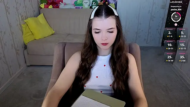 Eva Davie online show from 05-17-26, 07:52