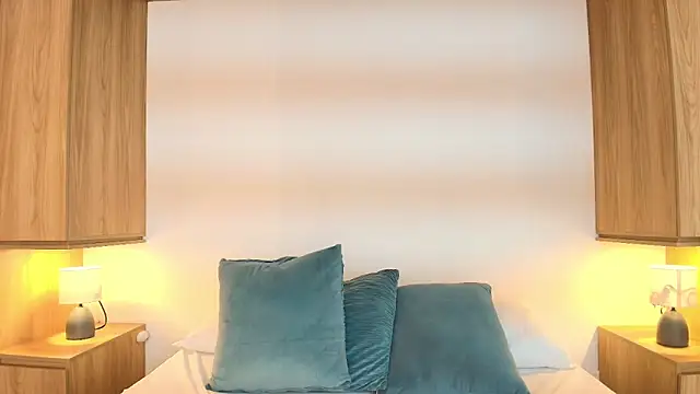 Isabella Harley online show from 09-26-25, 12:45