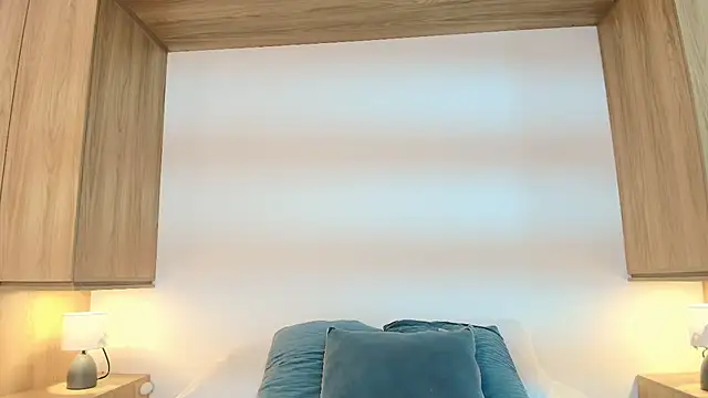 Isabella Harley online show from 09-27-25, 02:01