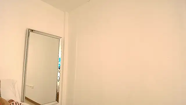 Isabella Harley online show from 02-20-26, 01:57