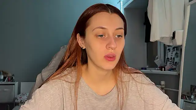 Uniarten online show from 10-08-25, 06:19