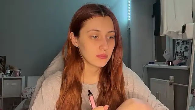 Uniarten online show from 10-11-25, 06:09