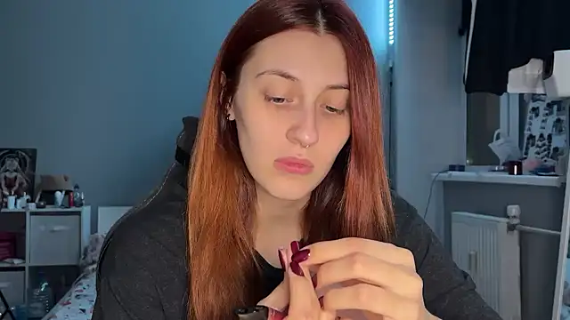 Uniarten online show from 09-30-25, 06:14