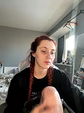 Uniarten online show from 01-13-26, 11:03