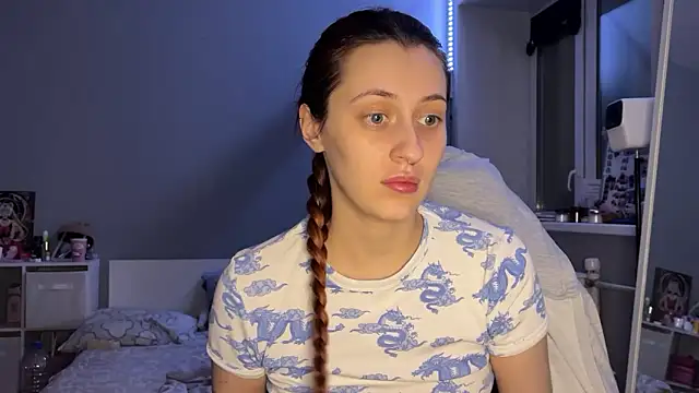 Uniarten online show from 12-13-25, 08:04