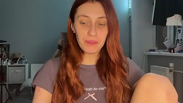 Uniarten online show from 09-28-25, 03:52