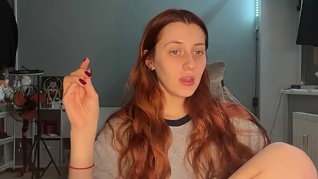 Uniarten online show from 09-29-25, 06:24