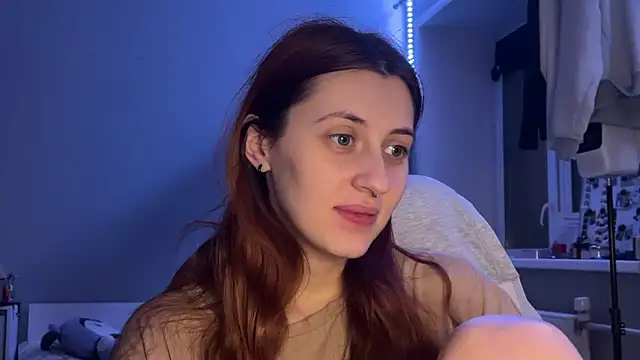 Uniarten online show from 11-06-25, 08:24