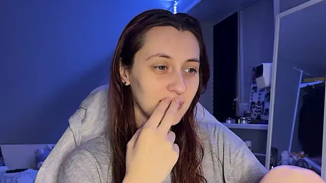 Uniarten online show from 04-01-26, 06:38