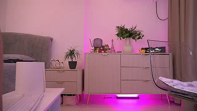lildiaa online show from 05-03-26, 03:48